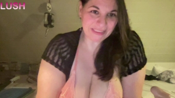 HornyMilfLeah 30-10-2021 Pretty 